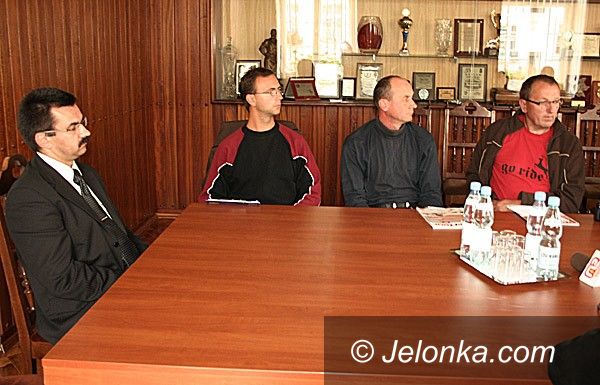 JELENIA GÓRA: Lenard do cyklistów: nie jesteśmy kretynami