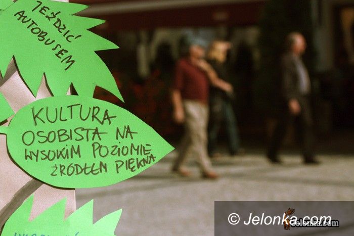 JELENIA GÓRA: Jak oczyścić brudny świat?