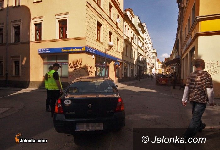 JELENIA GÓRA: Centrum (nie) dla samochodów