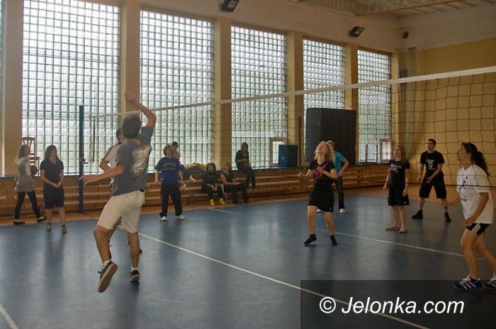JELENIA GÓRA: Polsko–niemieckie zbratanie w „Norwidzie”
