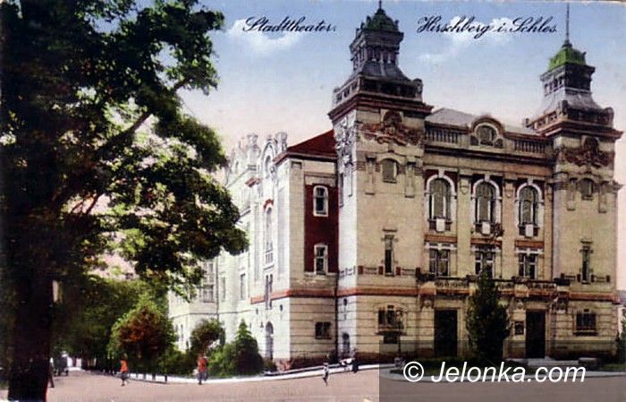 JELENIA GÓRA: Spójrzmy na teatr nasz ogromny
