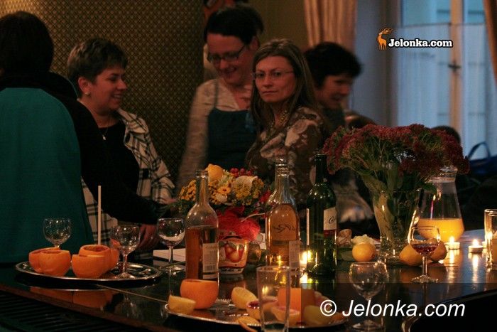 JELENIA GÓRA: Kwaśny świat w teatralnym pubie