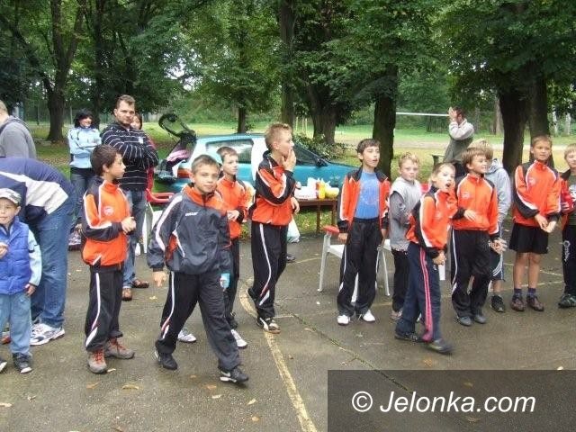 Kamienna Góra: Młodzicy Chojnika pną się w górę