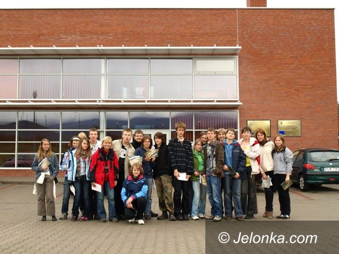 JELENIA GÓRA: Żywa geografia w „Żeromie”
