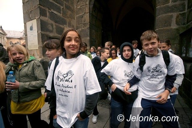 JELENIA GÓRA: Pobiegną w sztafecie dla Jana Pawła II