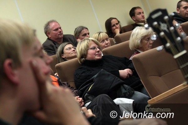 JELENIA GÓRA: Opętani przez demony rozdroży