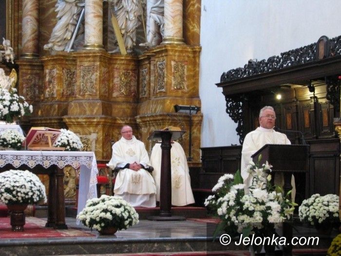 JELENIA GÓRA: Nauczają i słuchają w niebieskich klasach