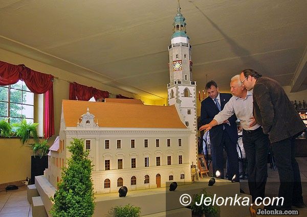 REGION: Miniatury w powiększeniu