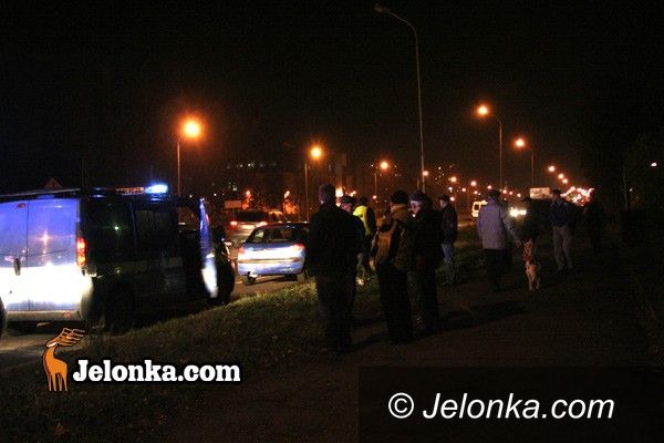 JELENIA GÓRA: Potrącenie na pasach – pieszy w szpitalu