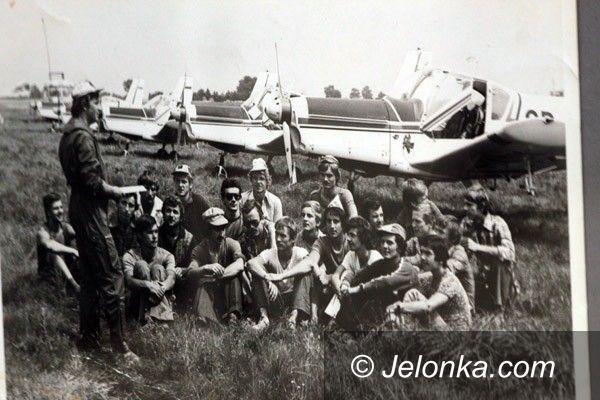 JELENIA GÓRA: Graf Zeppelin "wystartował" z Książnicy Karkonoskiej
