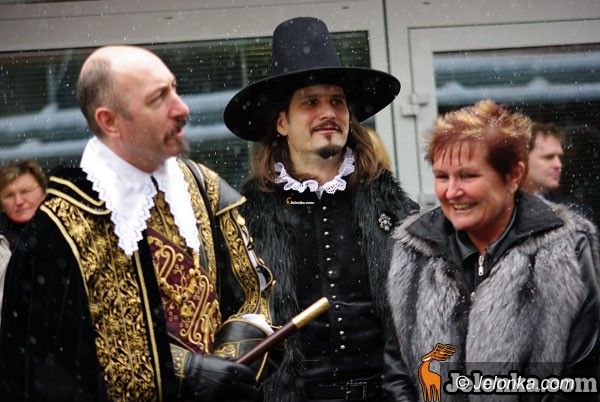 JELENIA GÓRA: Partnerzy na zawsze