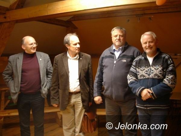 SZKLARSKA PORĘBA: Dialog władzy z mieszkańcami