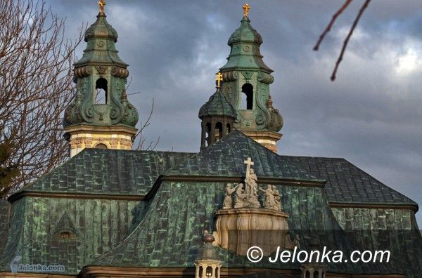 JELENIA GÓRA: Kowarskie miniatury nie na zimę