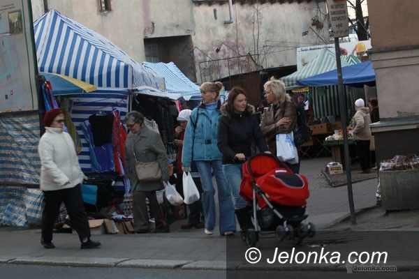 JELENIA GÓRA: Komu targowiska, komu?