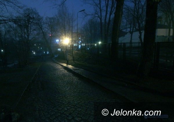 JELENIA GÓRA: Ciemno wszędzie, głucho wszędzie