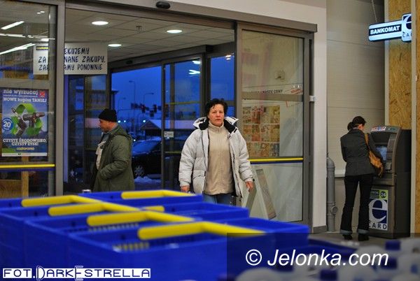 JELENIA GÓRA: Bez inwazji na Castoramę