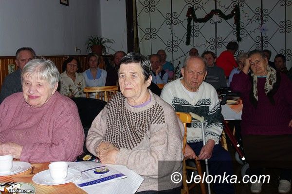 SOSNÓWKA: U seniorów jak w Betlejem