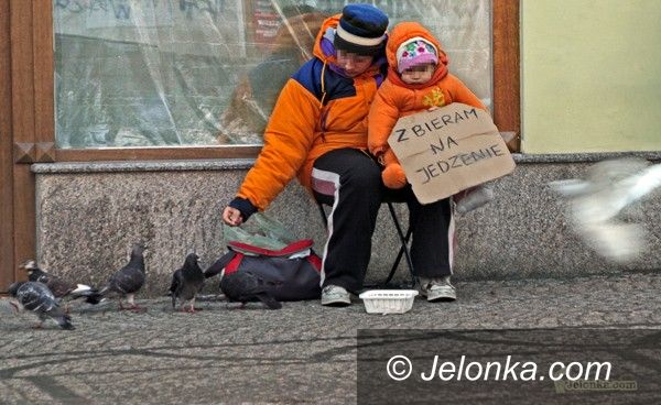 JELENIA GÓRA: Zmuszają dzieci do żebrania