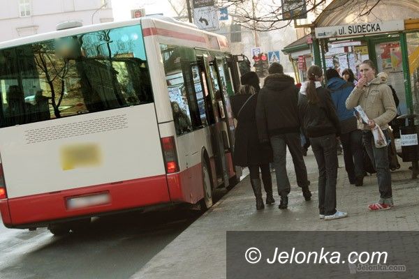JELENIA GÓRA: Autobusowe niesnaski