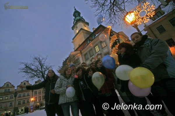 JELENIA GÓRA: Trąbkami i balonikami przed Wielką Orkiestrą