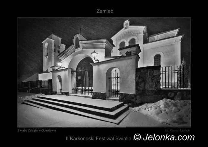 JELENIA GÓRA: Lustrzanka za „Świetliste morze”