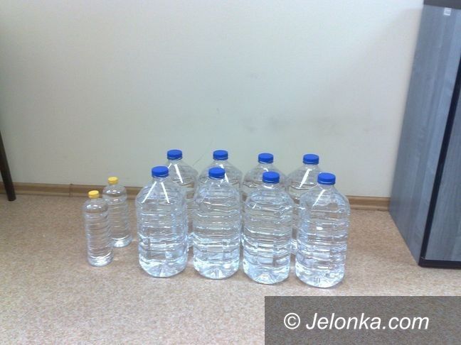 JELENIA GÓRA: Wiózł 42 litry lewego spirytusu