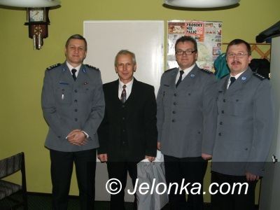 JELENIA GÓRA: Nagrodzony za głos na dzielnicowego