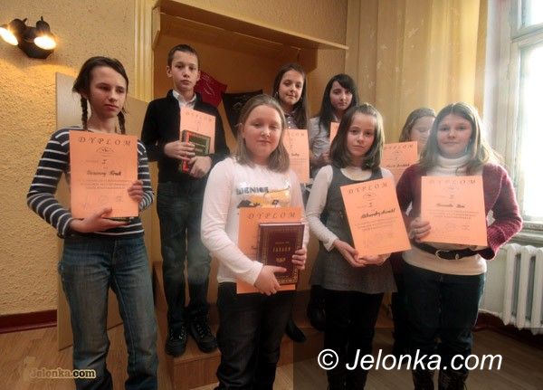 JELENIA GÓRA: Wiersze wygrały z trzaskającym mrozem