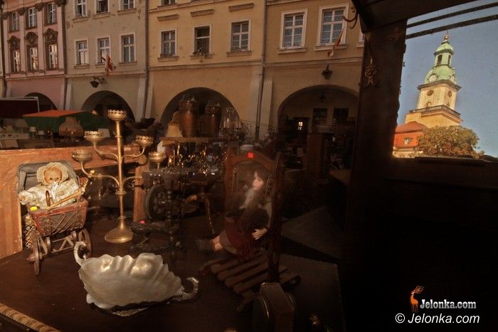 JELENIA GÓRA: Promocja wieżami i jarmarkiem