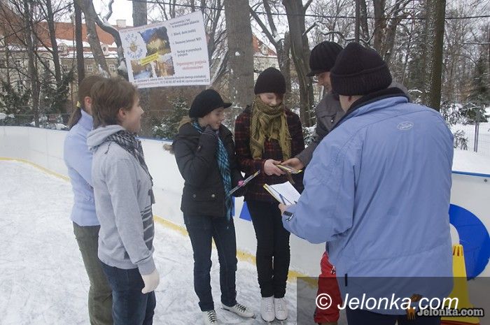 Jelenia Góra: Ferie na lodowisku