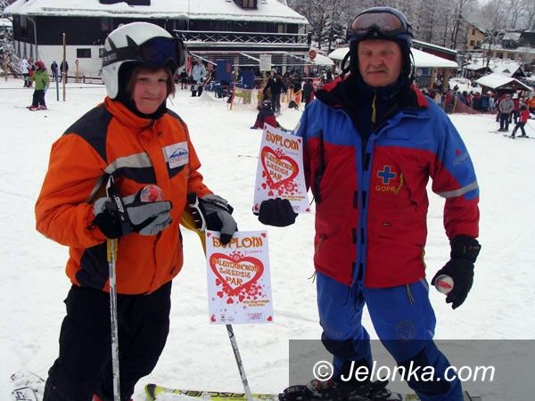 SZKLARSKA PORĘBA: Zakochani parami szusowali