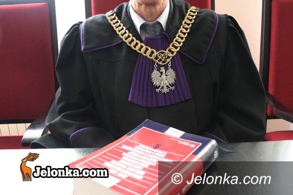 JELENIA GÓRA: Więzienie dla policyjnego gwałciciela