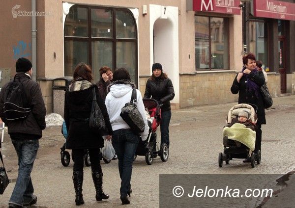 JELENIA GÓRA: Pustka po banku