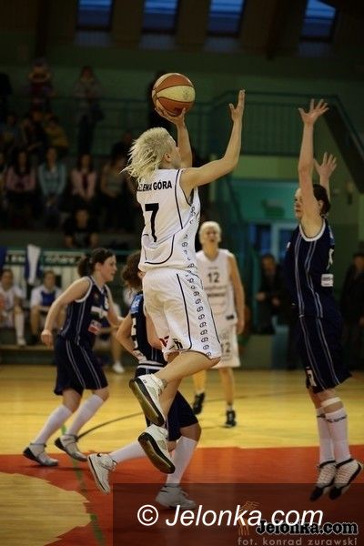 Jelenia Góra: Mecz na szczycie 1 ligi: Karkonosze grają z Łomiankami