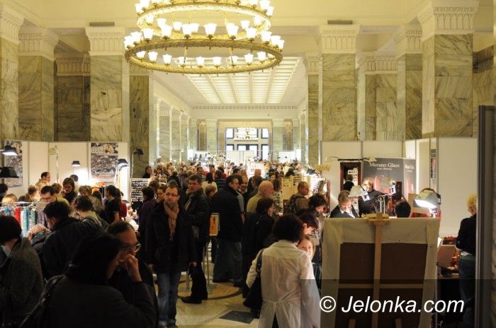 WARSZAWA/ LWÓWEK: W Warszawie o lecie z agatami