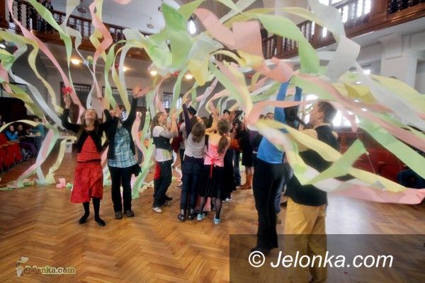 JELENIA GÓRA: Bez ściany między nami!