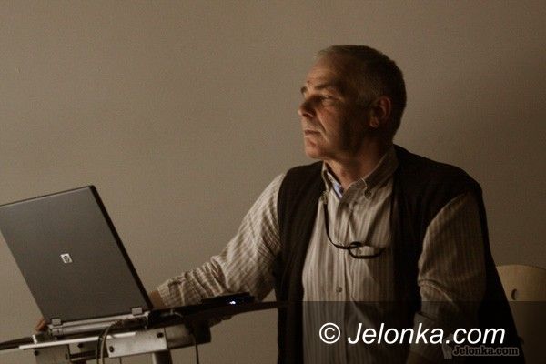 JELENIA GÓRA: „Paw” profesora i dziupla grabarza