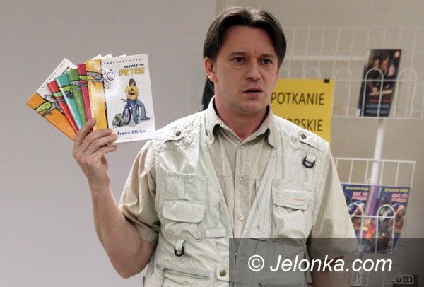 JELENIA GÓRA: Świat młodych jak z Bonda
