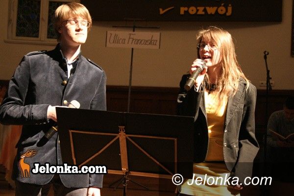 JELENIA GÓRA: Hołd Osieckiej w 13. rocznicę śmierci