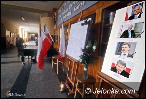 JELENIA GÓRA: Połączeni w ciszy i smutku
