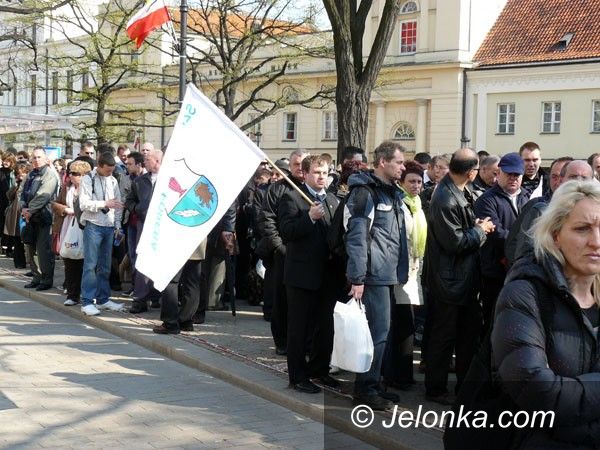 KRAJ: Oddali hołd Pierwszej Parze