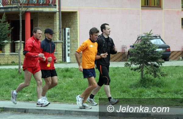 JELENIA GÓRA: Truchcikiem przez Unię Europejską