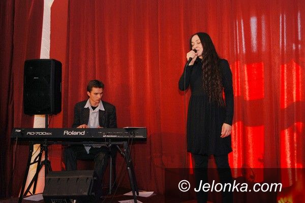 JELENIA GÓRA: Nastrojowy rejs w Przystań Café