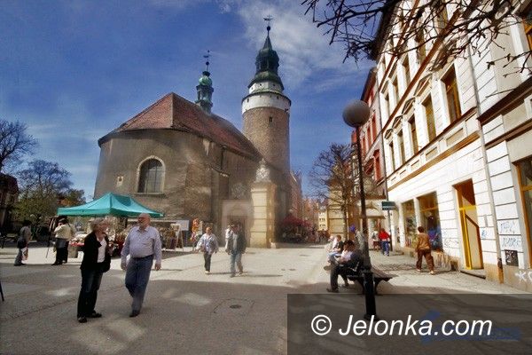 JELENIA GÓRA: Trakt śródmiejski perłą miasta