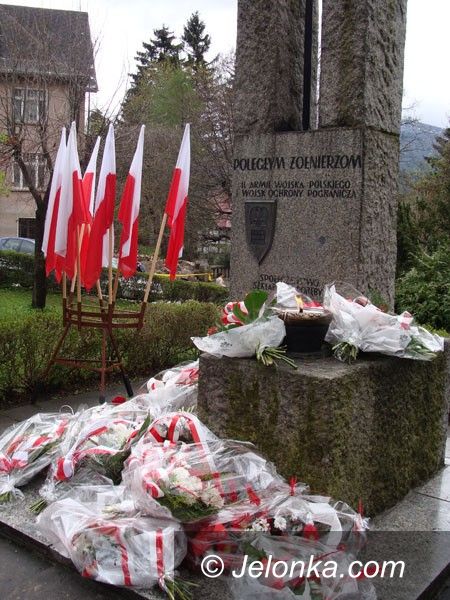 SZKLARSKA PORĘBA: Lekcja patriotyzmu pod Szrenicą