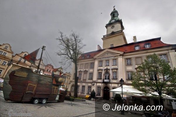 JELENIA GÓRA: Kolorowy TOURTEC 2010