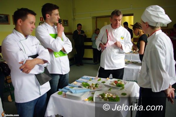 JELENIA GÓRA: Majowy sałatek dostatek