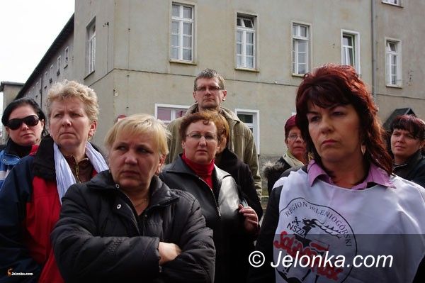 REGION: Marne szanse na wzlot „Orła”