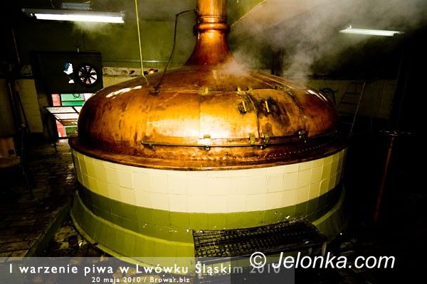LWÓWEK: Poleje się piwo jasne, pieniste
