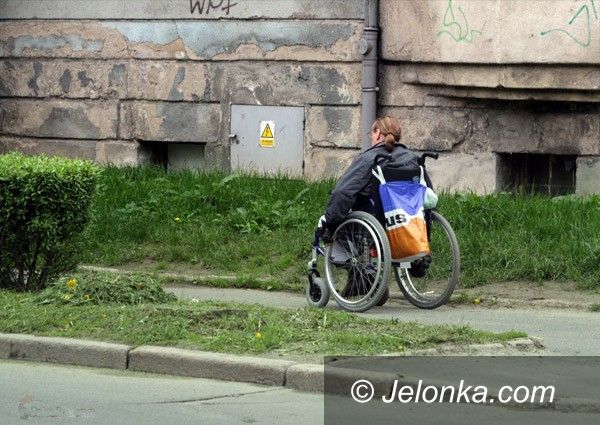 JELENIA GÓRA: By żyło im się łatwiej